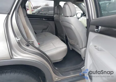 2011 Kia Sorento Lx V6 from USA, damaged, VIN 5XYKTDA2XBG150234